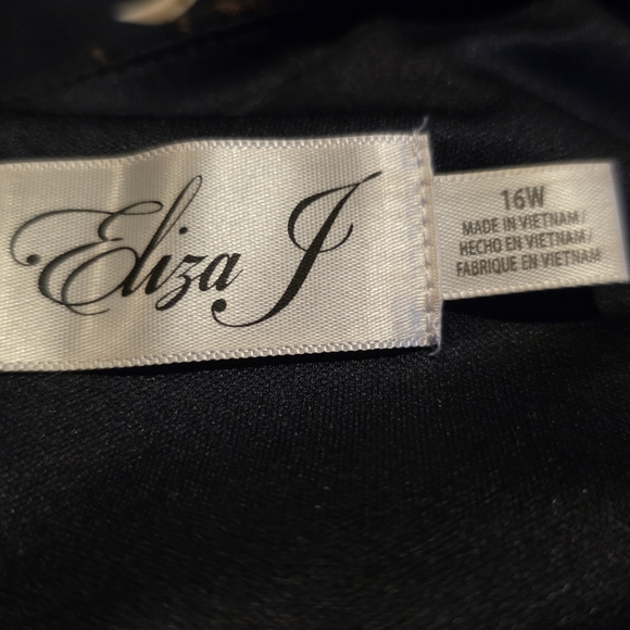 Eliza J Navy Floral Ruffle Hem Dress Size 16W - Picture 2 of 3